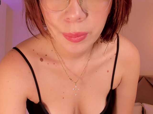 Live sex webcam photo for GabrielleRoy1 #277843239