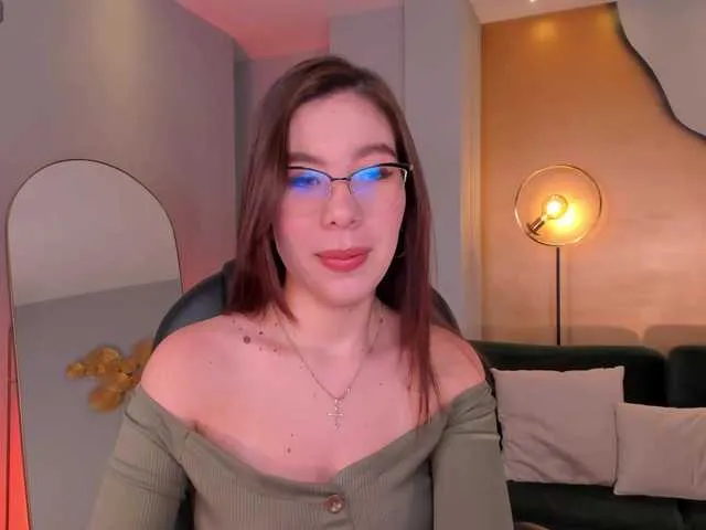 Live sex webcam photo for GabrielleRoy1 #278107589