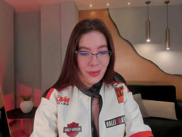 Live sex webcam photo for GabrielleRoy1 #278121735