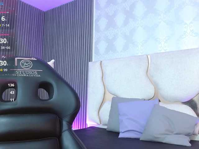 Live sex webcam photo for Gaby-tay1 #291959559