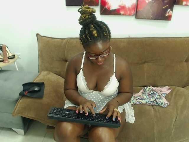 Live sex webcam photo for GabyFire #272167779