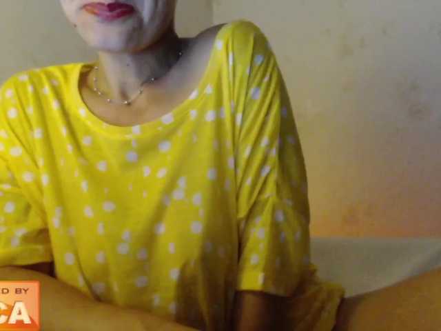 Live sex webcam photo for GabyHot #273670113