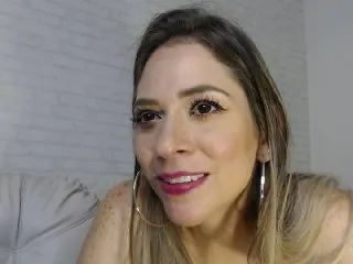 Live sex webcam photo for GabySpencer #153240078