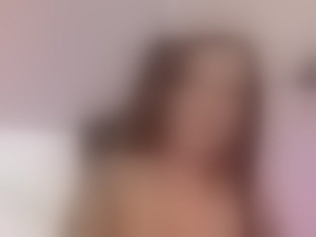 Live sex webcam photo for Gabymanson #294065365