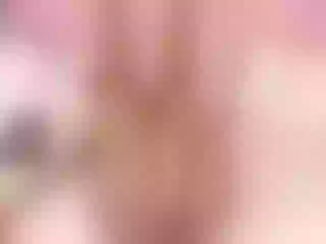 Live sex webcam photo for GabyyJones #288067396