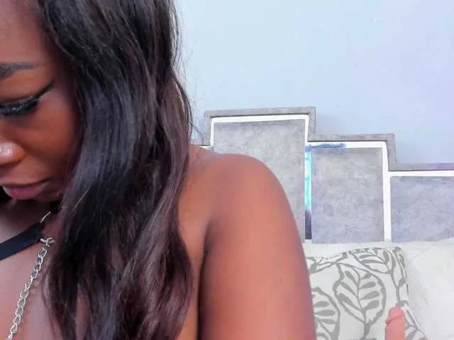 Live sex webcam photo for GabyyJones #290882665