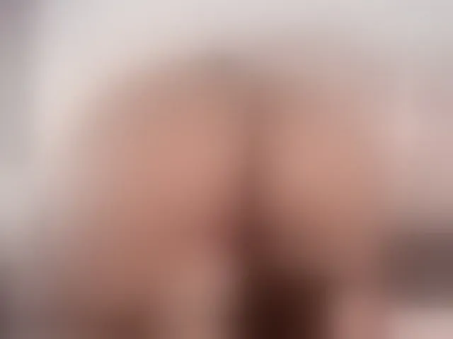 Live sex webcam photo for GabyyJones #292316084