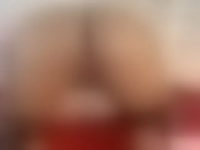 Live sex webcam photo for GabyyJones #292363004