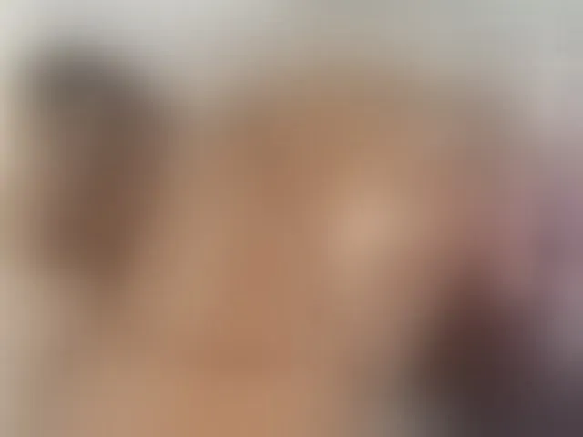 Live sex webcam photo for GabyyJones #292672063