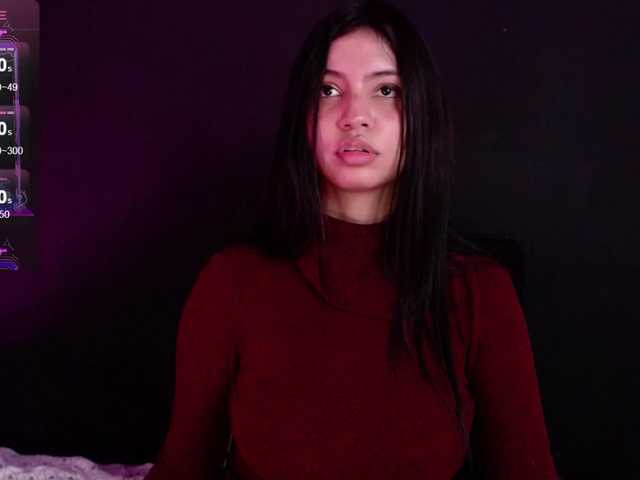 Live sex webcam photo for Gaiah- #277884537