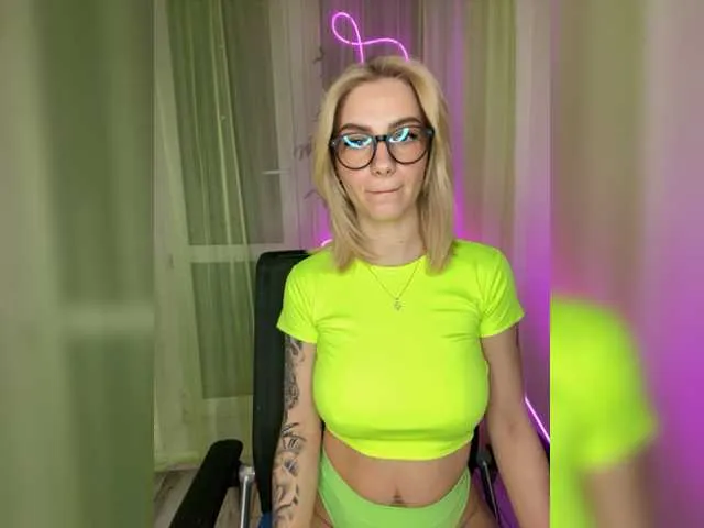 Live sex webcam photo for Gaichka #277904474