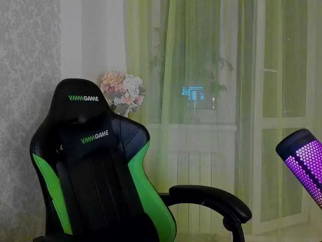 Live sex webcam photo for Gaichka #283772899