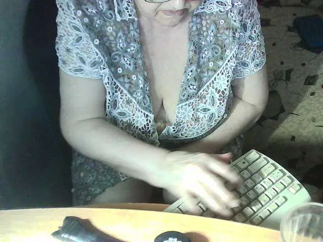 Live sex webcam photo for Galina73 #294287220