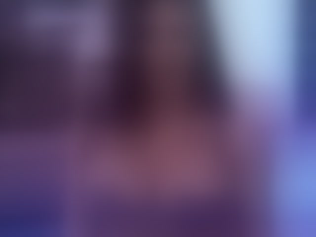 Live sex webcam photo for GallienneGolld #293993428