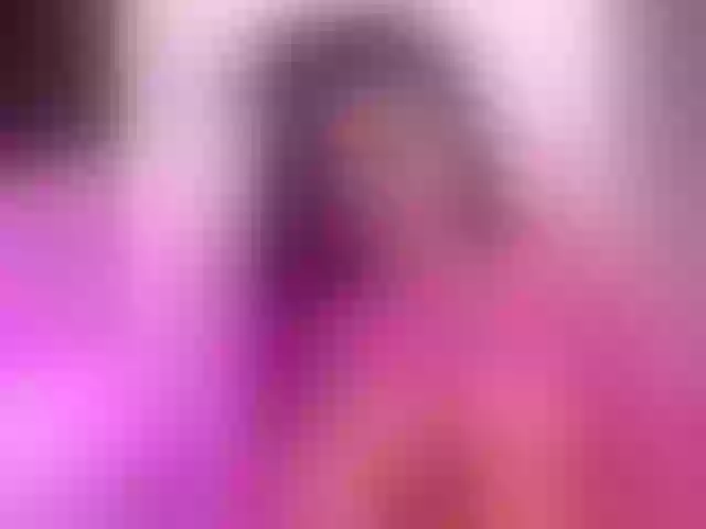Live sex webcam photo for GallienneVoss #290790100