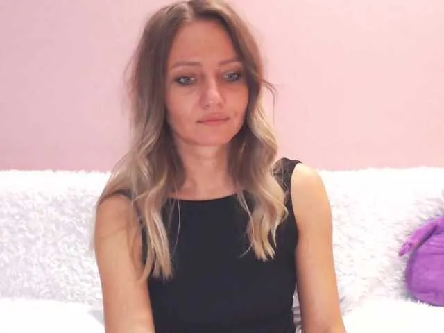 Live sex webcam photo for Gamora- #272834181