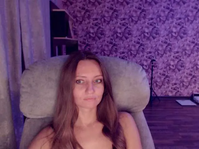 Live sex webcam photo for Gamora- #291222383