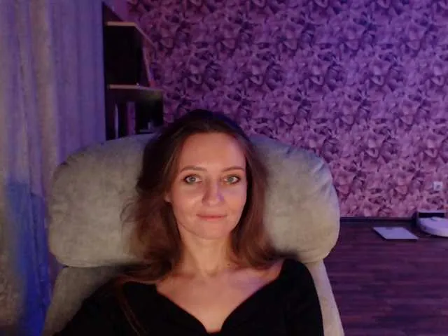 Live sex webcam photo for Gamora- #291336156