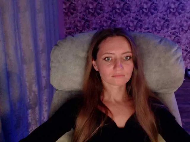 Live sex webcam photo for Gamora- #291396096