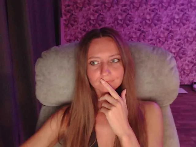 Live sex webcam photo for Gamora- #291539226