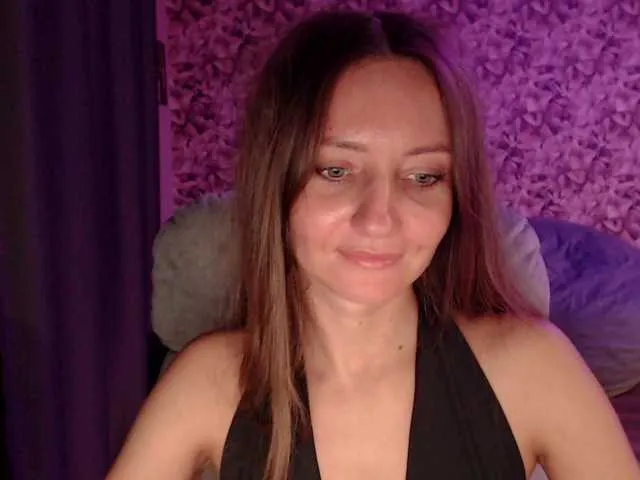 Live sex webcam photo for Gamora- #291856733