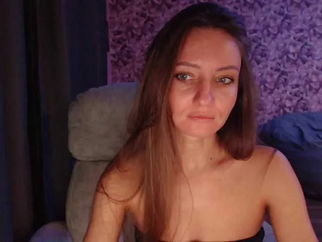 Live sex webcam photo for Gamora- #292332894