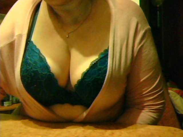 Live sex webcam photo for GapeMyHole #273058129