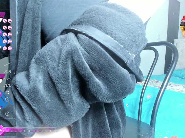 Live sex webcam photo for Garch-Ery #277753954