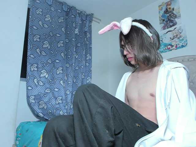 Live sex webcam photo for Garch-Ery #289498533