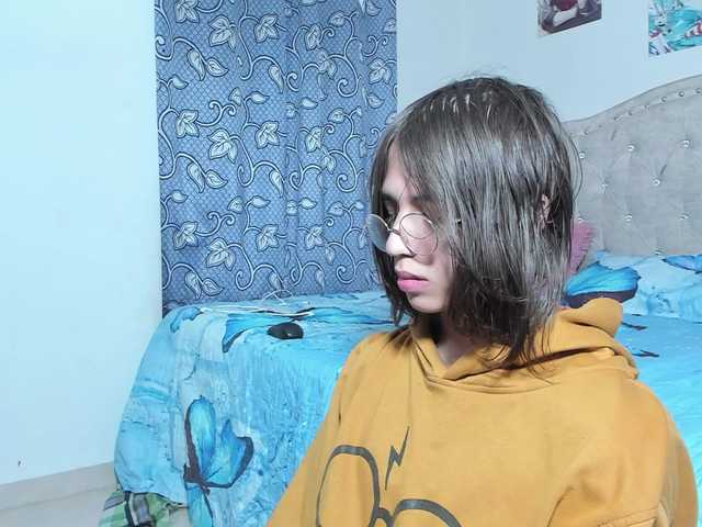 Live sex webcam photo for Garch-Ery #289921514