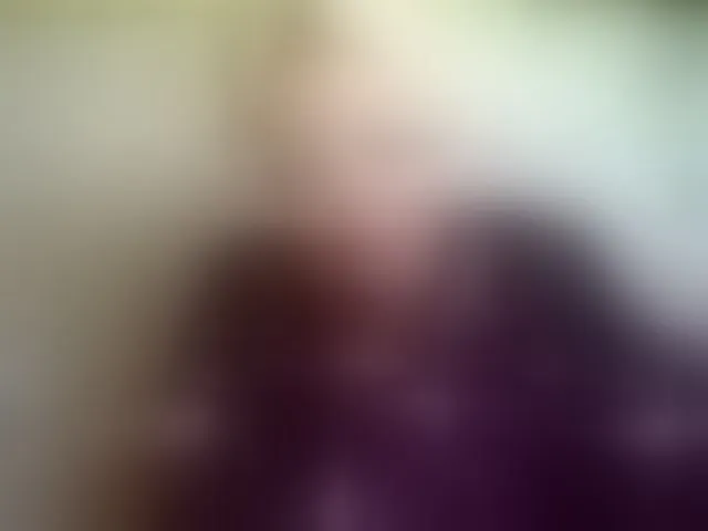 Live sex webcam photo for GardenerofIllusions #292302652