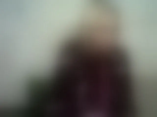 Live sex webcam photo for GardenerofIllusions #293042753