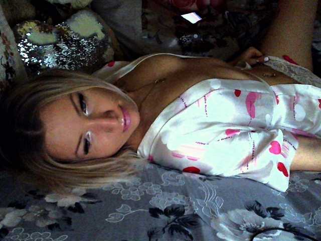 Live sex webcam photo for Gasoli_ne #271755067