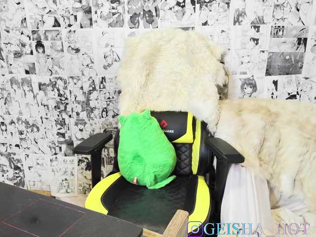 Live sex webcam photo for GeishaH0T #273925656