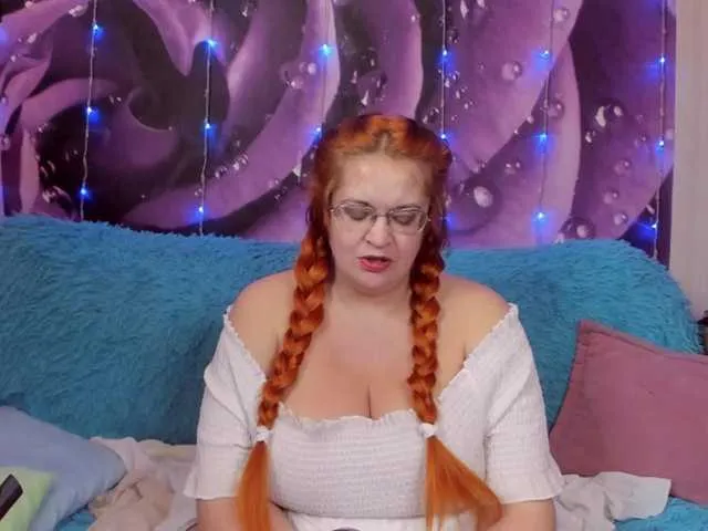 Live sex webcam photo for GelyRozen #271939160