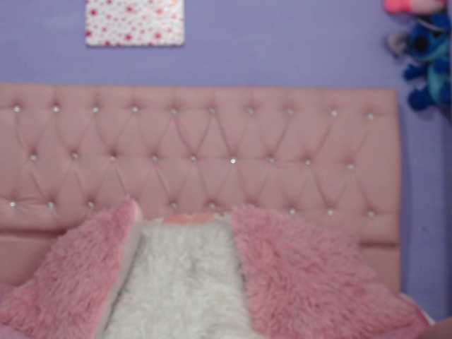 Live sex webcam photo for GemaFoxx #273803371