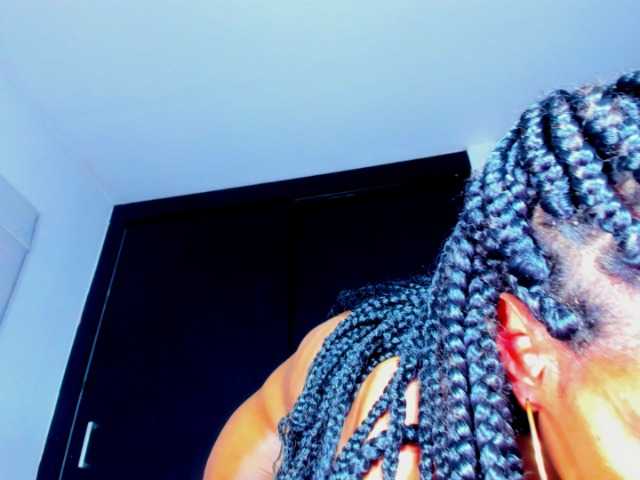 Live sex webcam photo for Gemmaa-BlackX #290444471