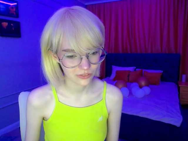 Live sex webcam photo for GentleFlow #275480004