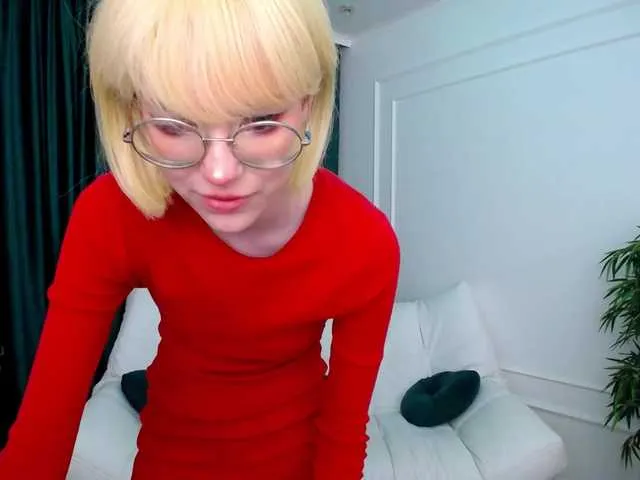 Live sex webcam photo for GentleFlow #275699978