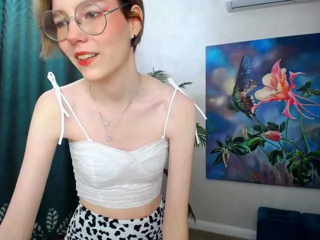 Live sex webcam photo for GentleFlow #276137879