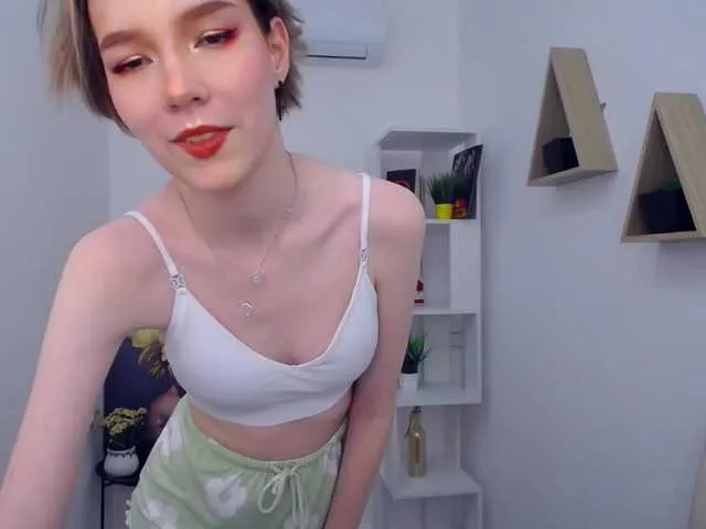 Live sex webcam photo for GentleFlow #276224499