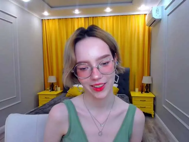 Live sex webcam photo for GentleFlow #276394964