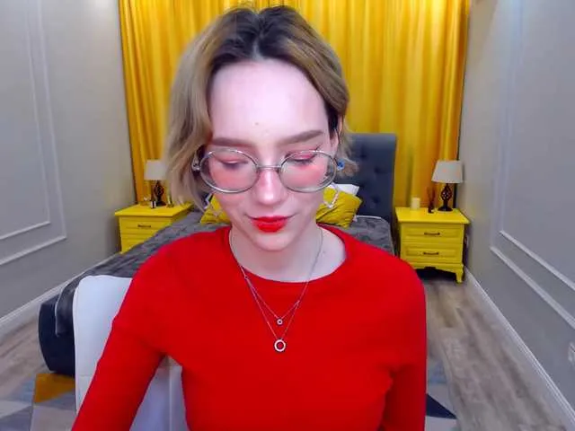 Live sex webcam photo for GentleFlow #276409346