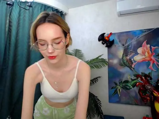 Live sex webcam photo for GentleFlow #276632461