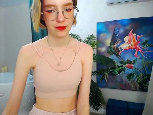 Live sex webcam photo for GentleFlow #276689640