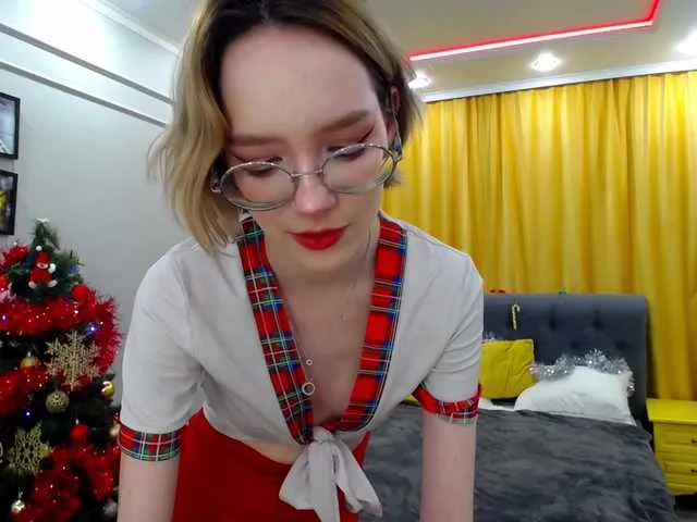 Live sex webcam photo for GentleFlow #276705968