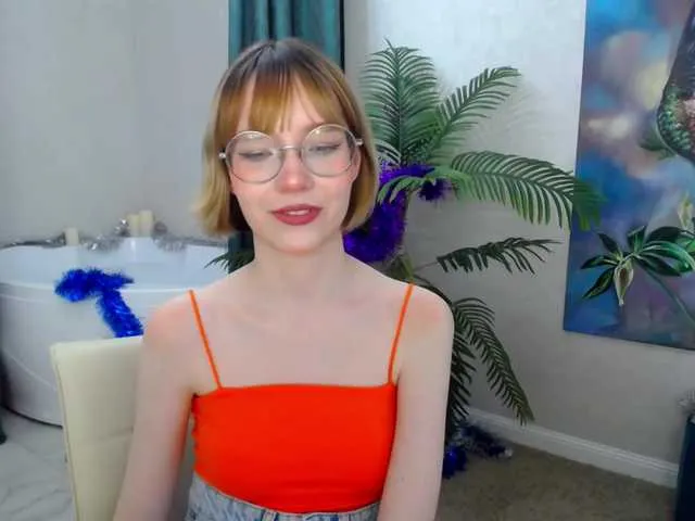 Live sex webcam photo for GentleFlow #276885550