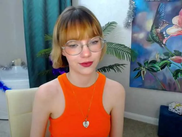 Live sex webcam photo for GentleFlow #276893098