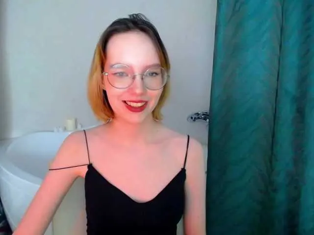 Live sex webcam photo for GentleFlow #277490883