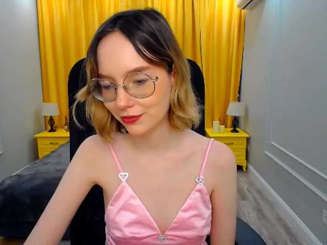 Live sex webcam photo for GentleFlow #277523979